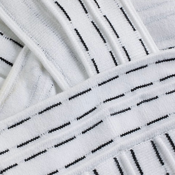 White and black design square neck sweater tank! Express size s - Picture 5 of 8